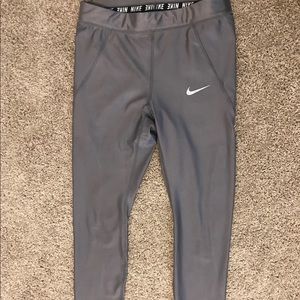 Nike Speed Tight Fit 7/8 Legging